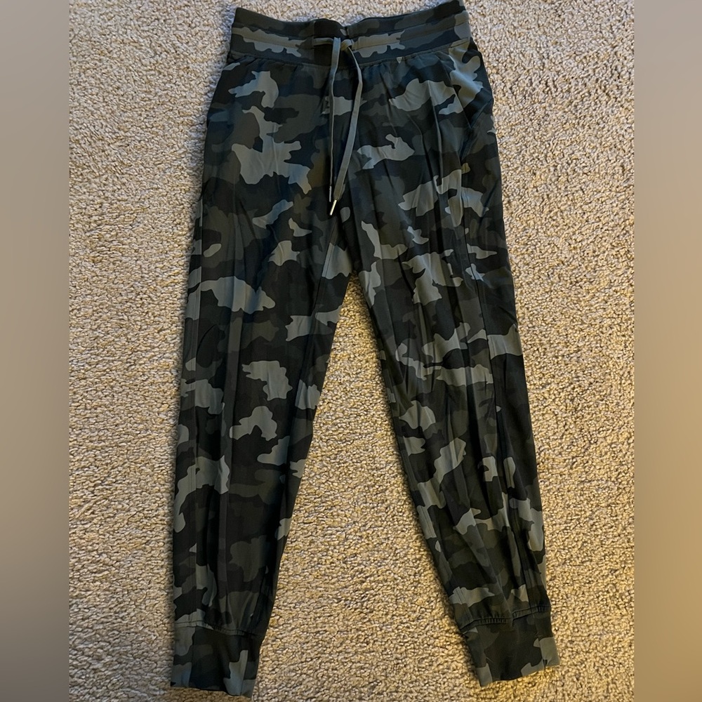Green Camo Ready to Rulu Joggers- Lululemon